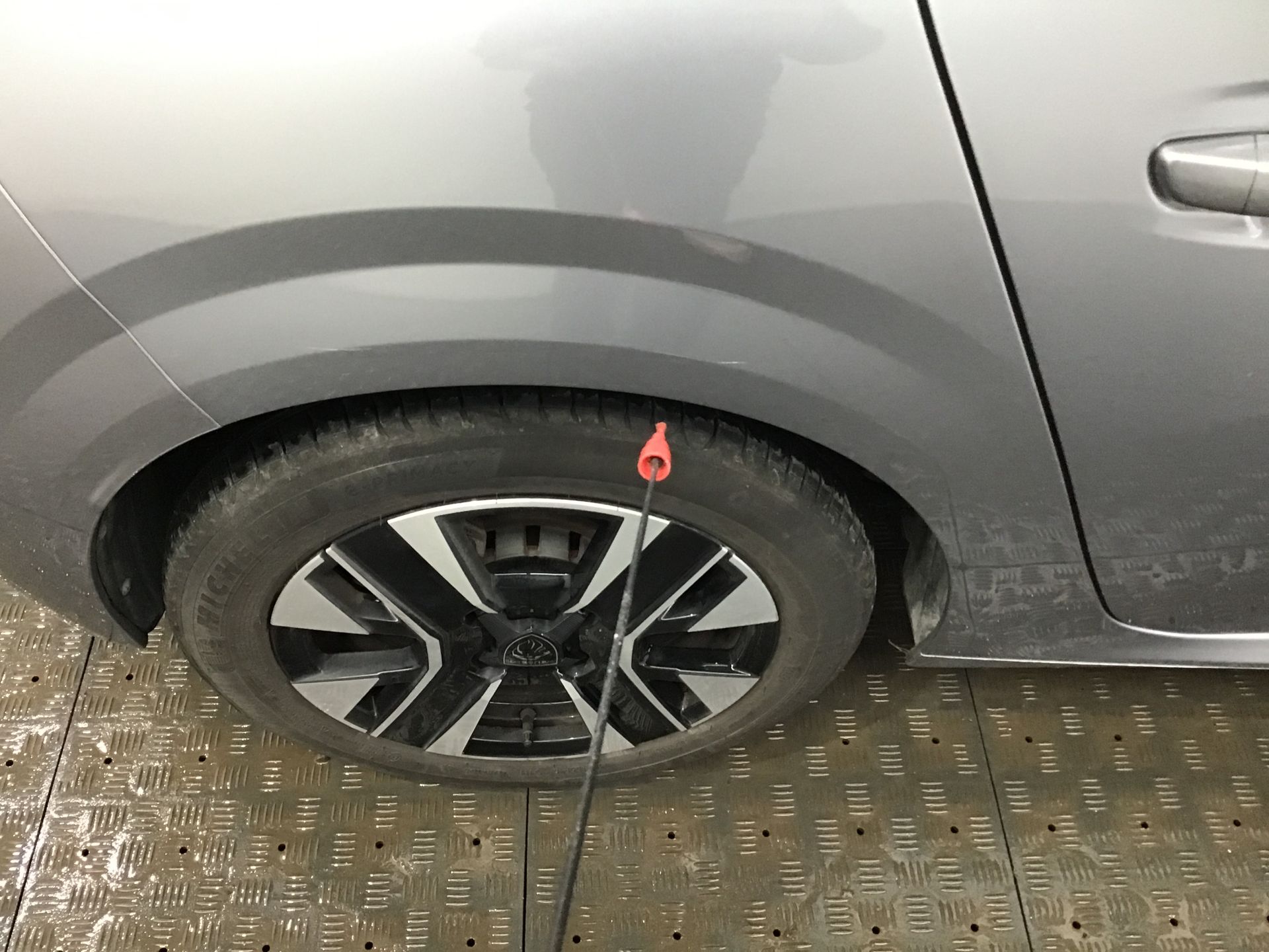 Aile arrière droite