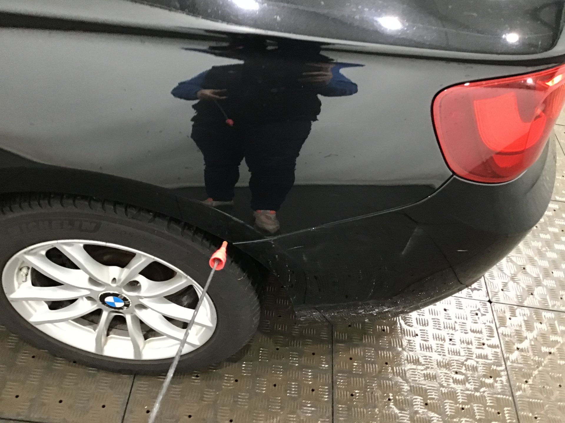 Aile arrière gauche