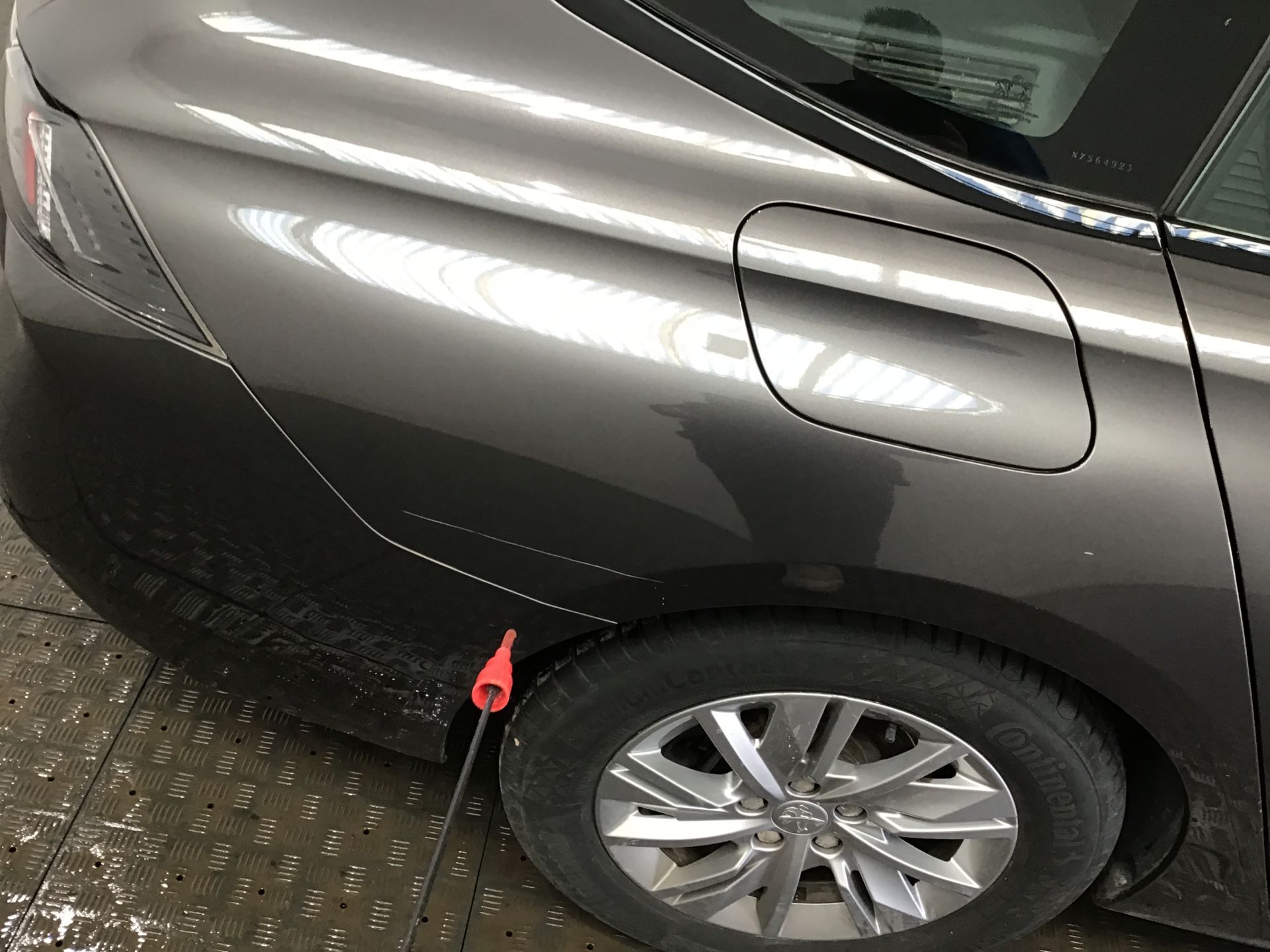 Aile arrière droite