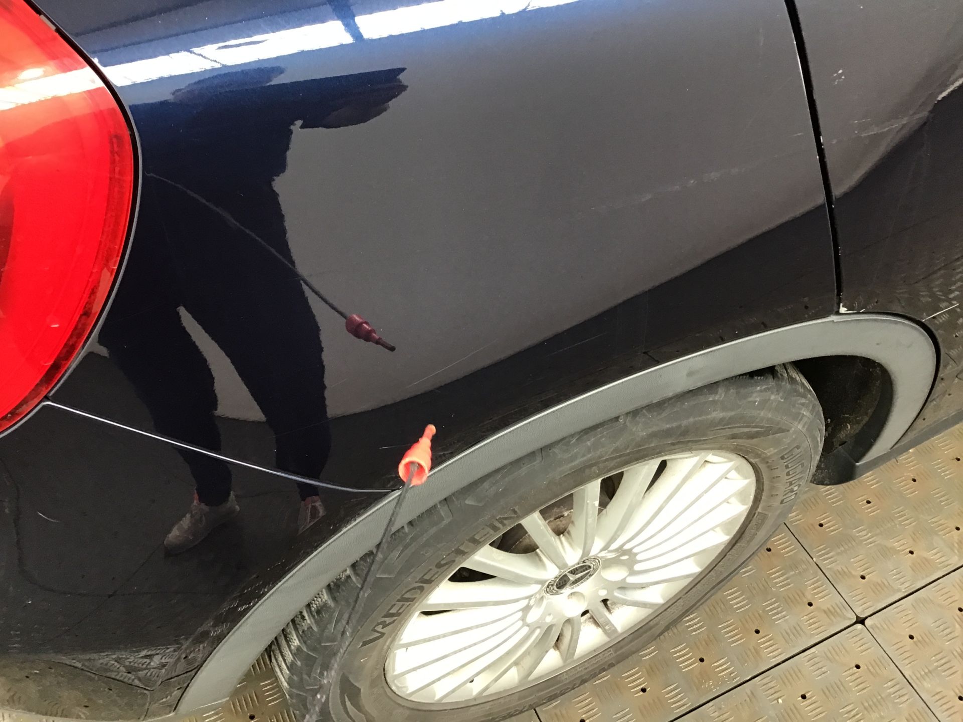 Aile arrière droite