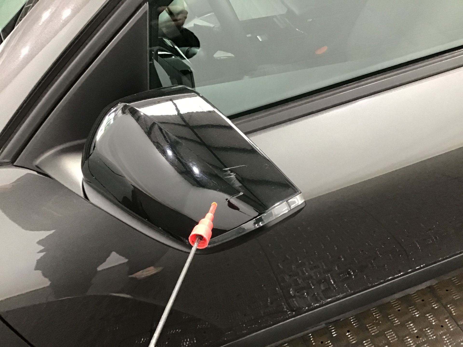 Rétroviseur gauche