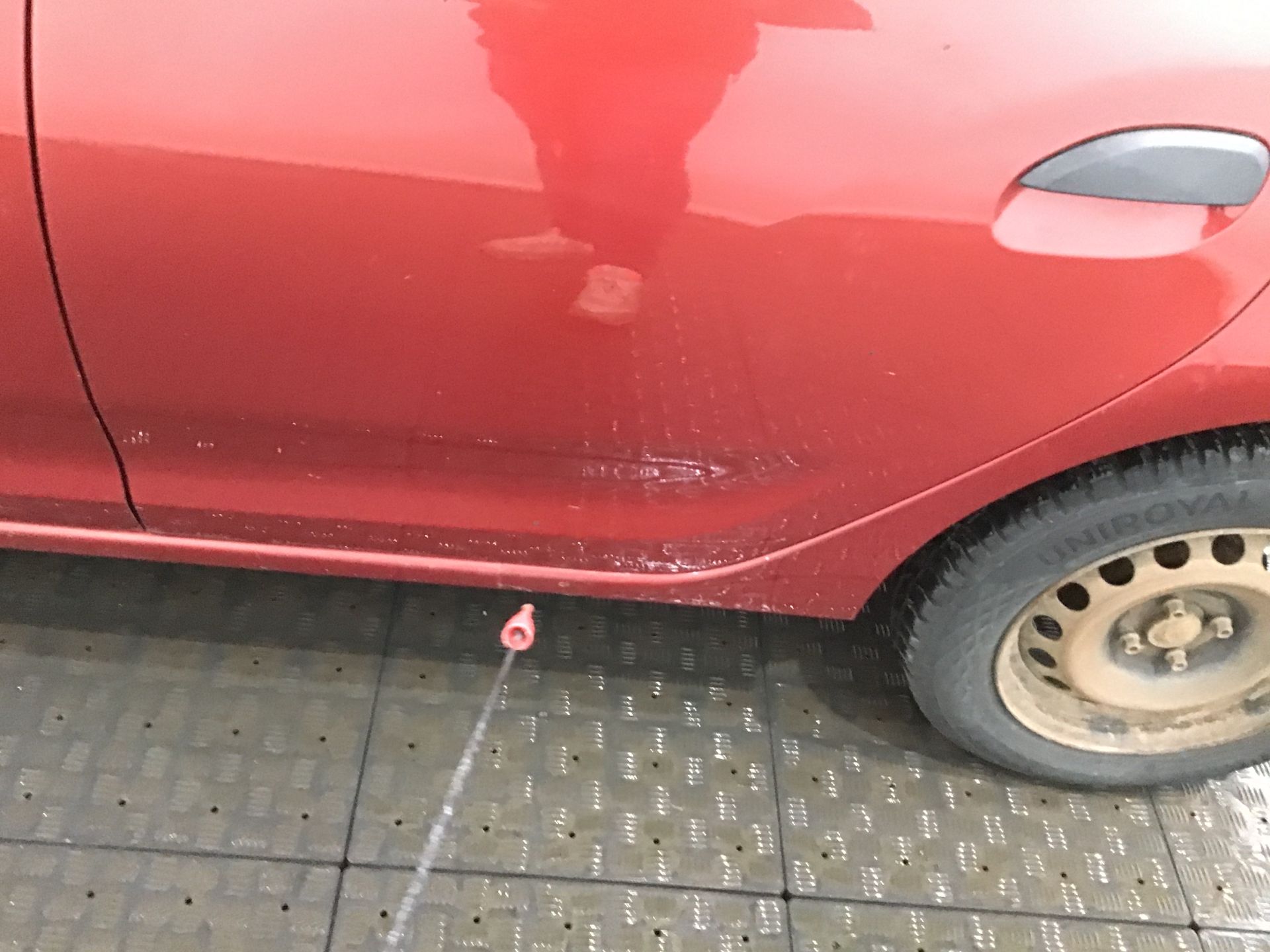 Bas de caisse gauche