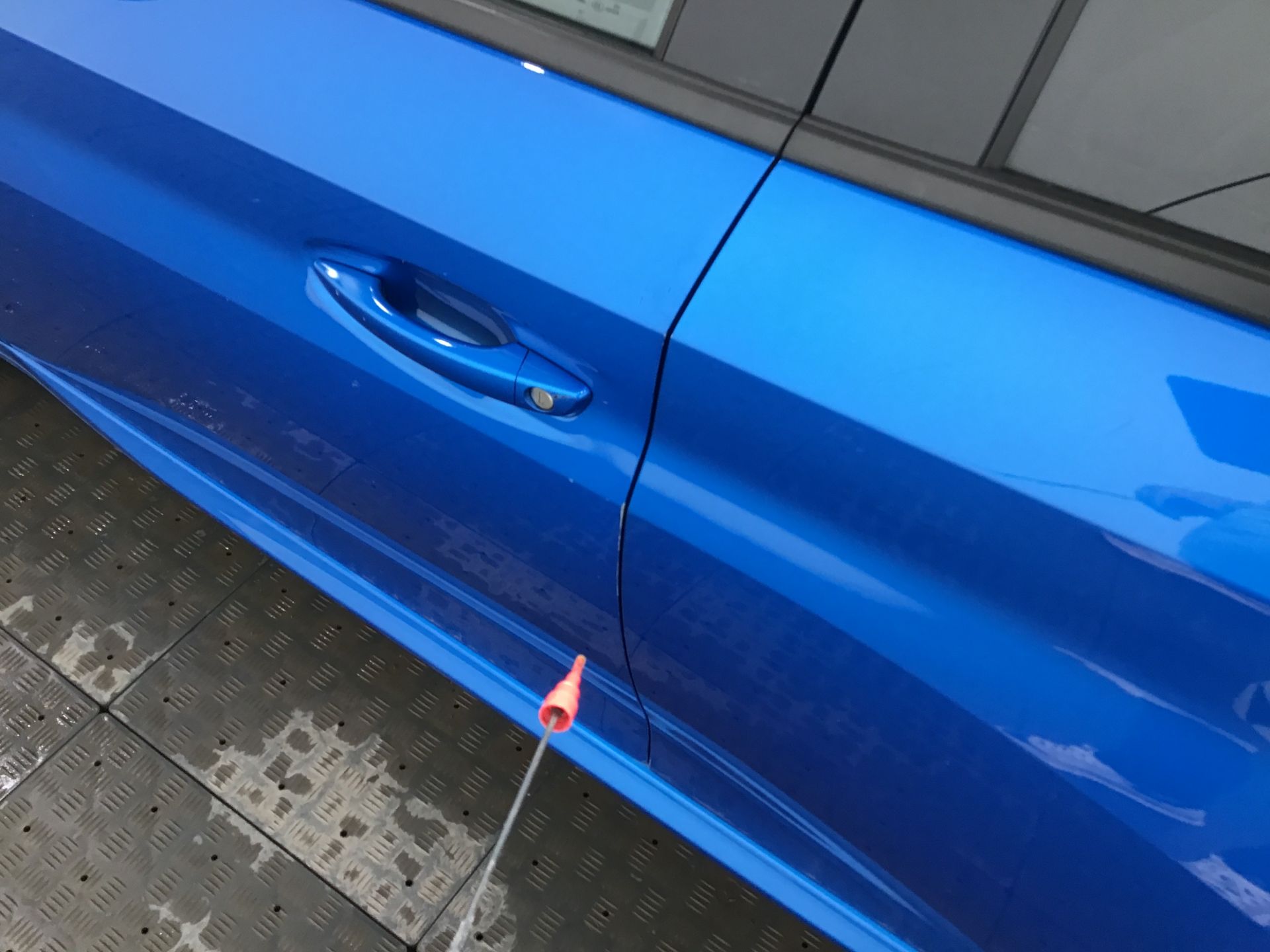 Porte avant gauche
