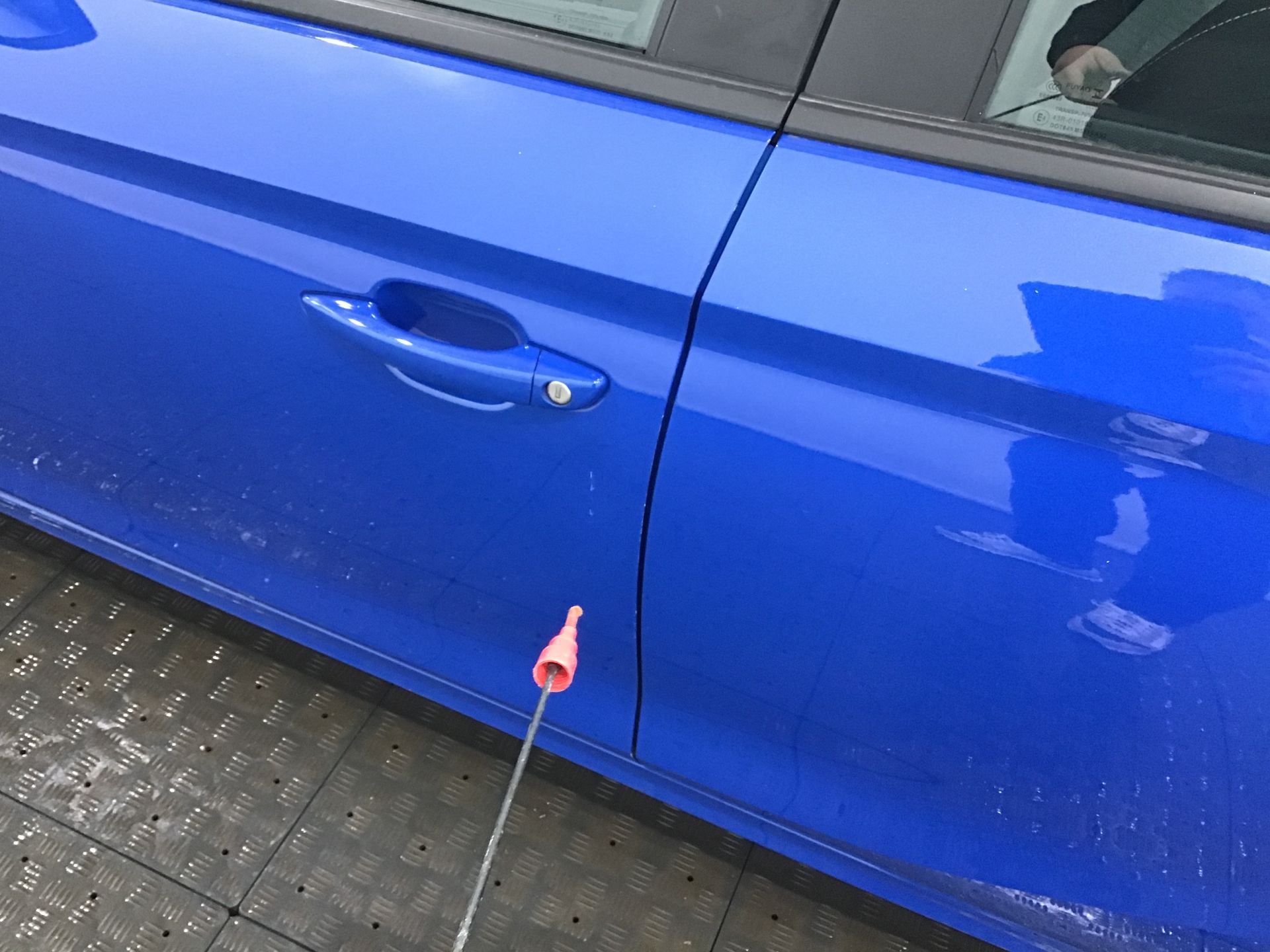 Porte avant gauche