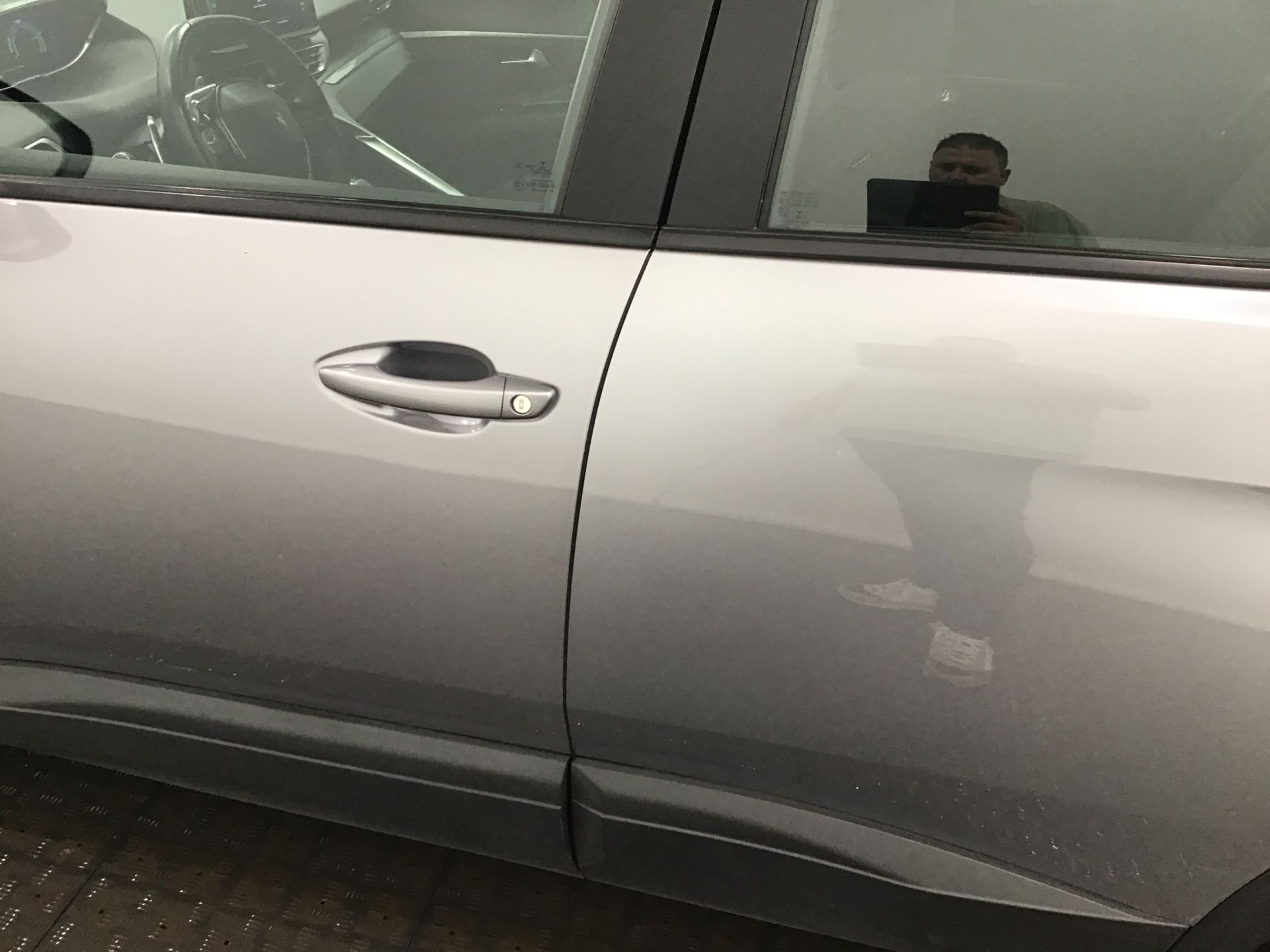 Porte avant gauche