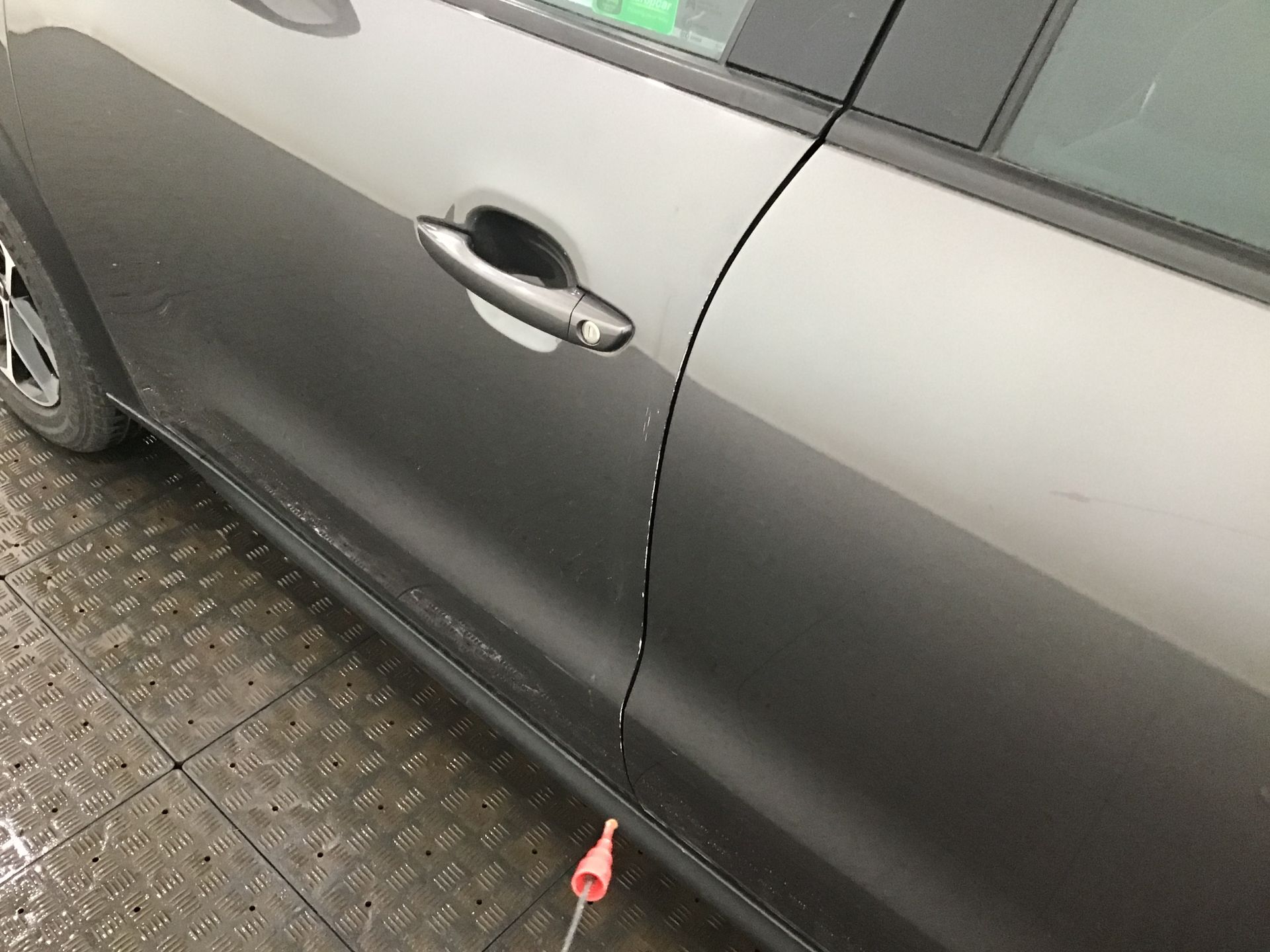 Porte avant gauche