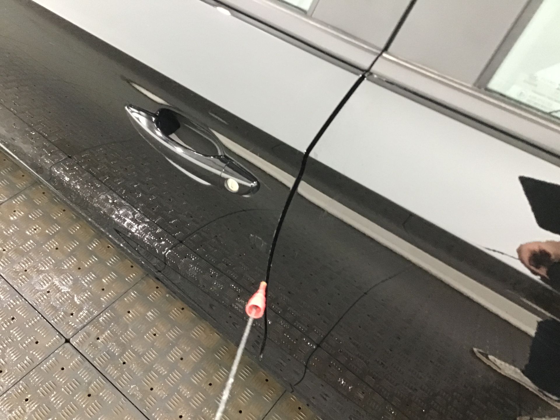 Porte avant gauche