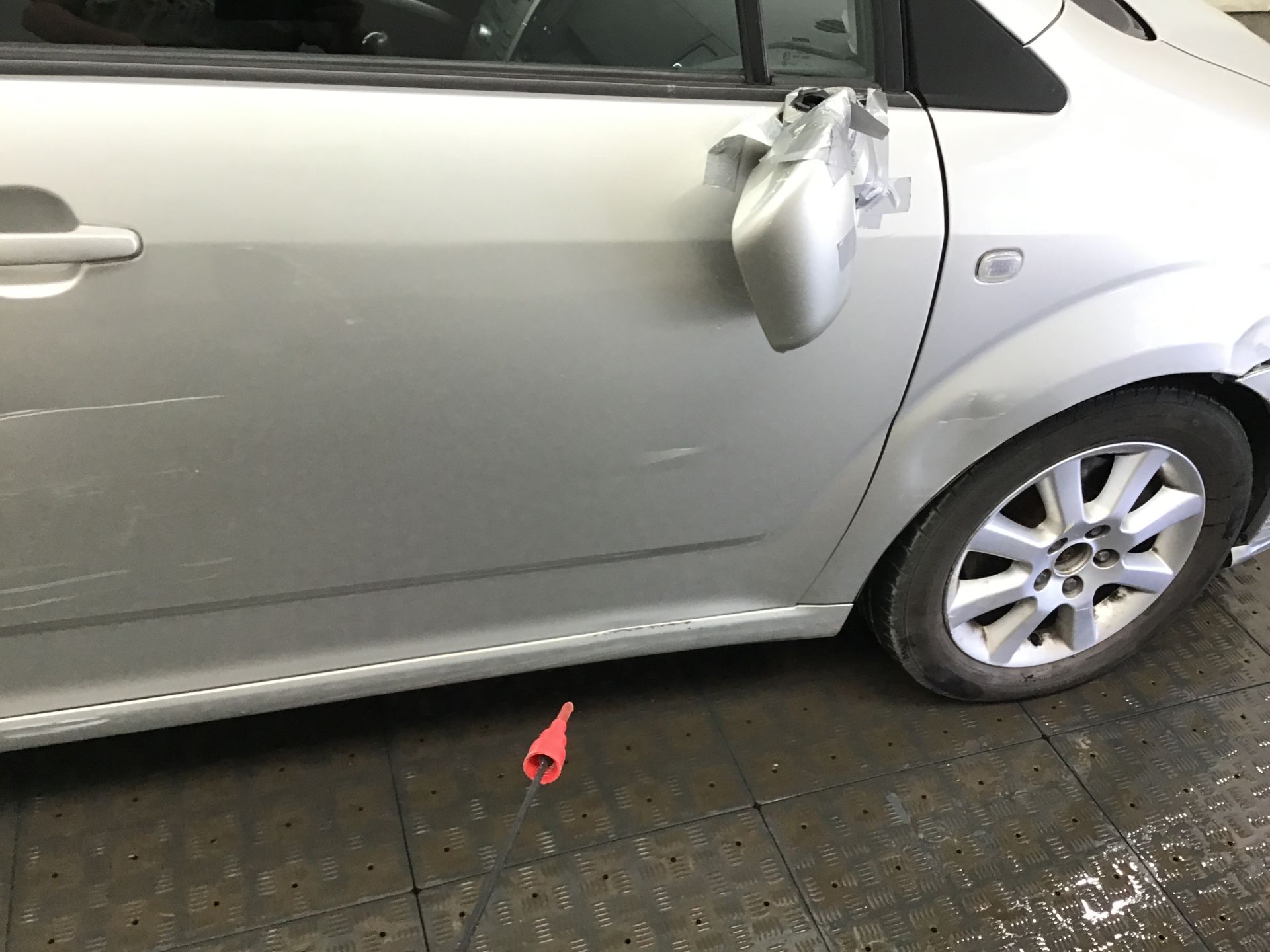 Porte avant droite