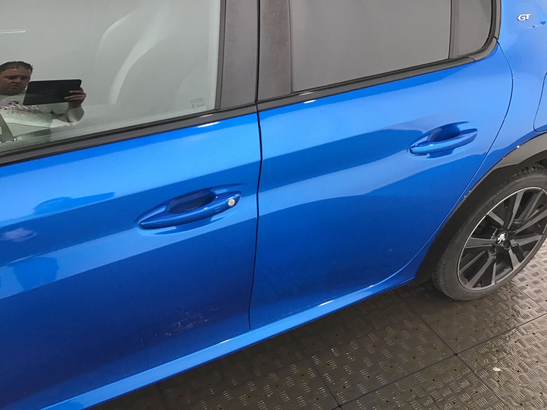 Porte avant gauche