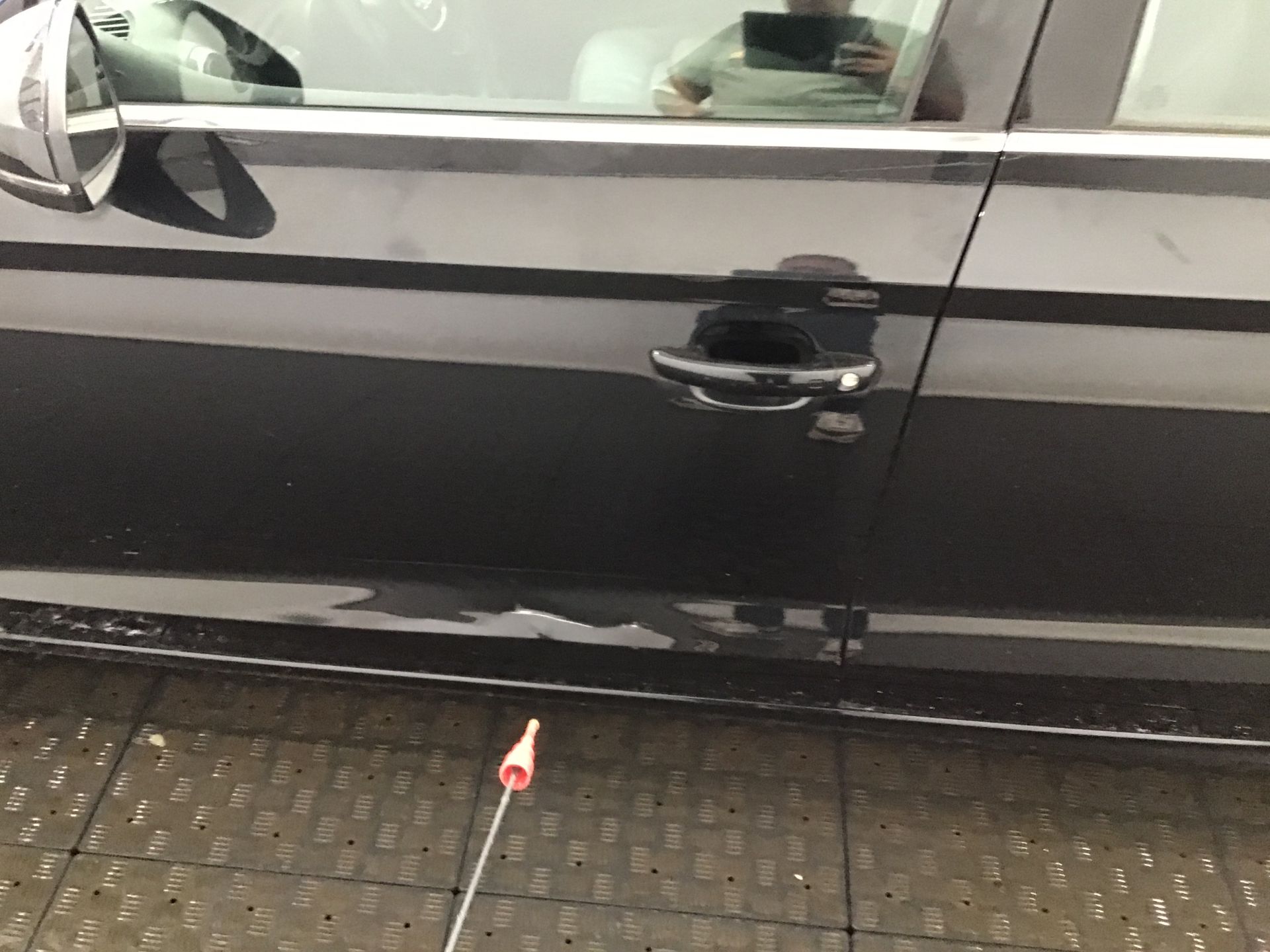 Porte avant gauche