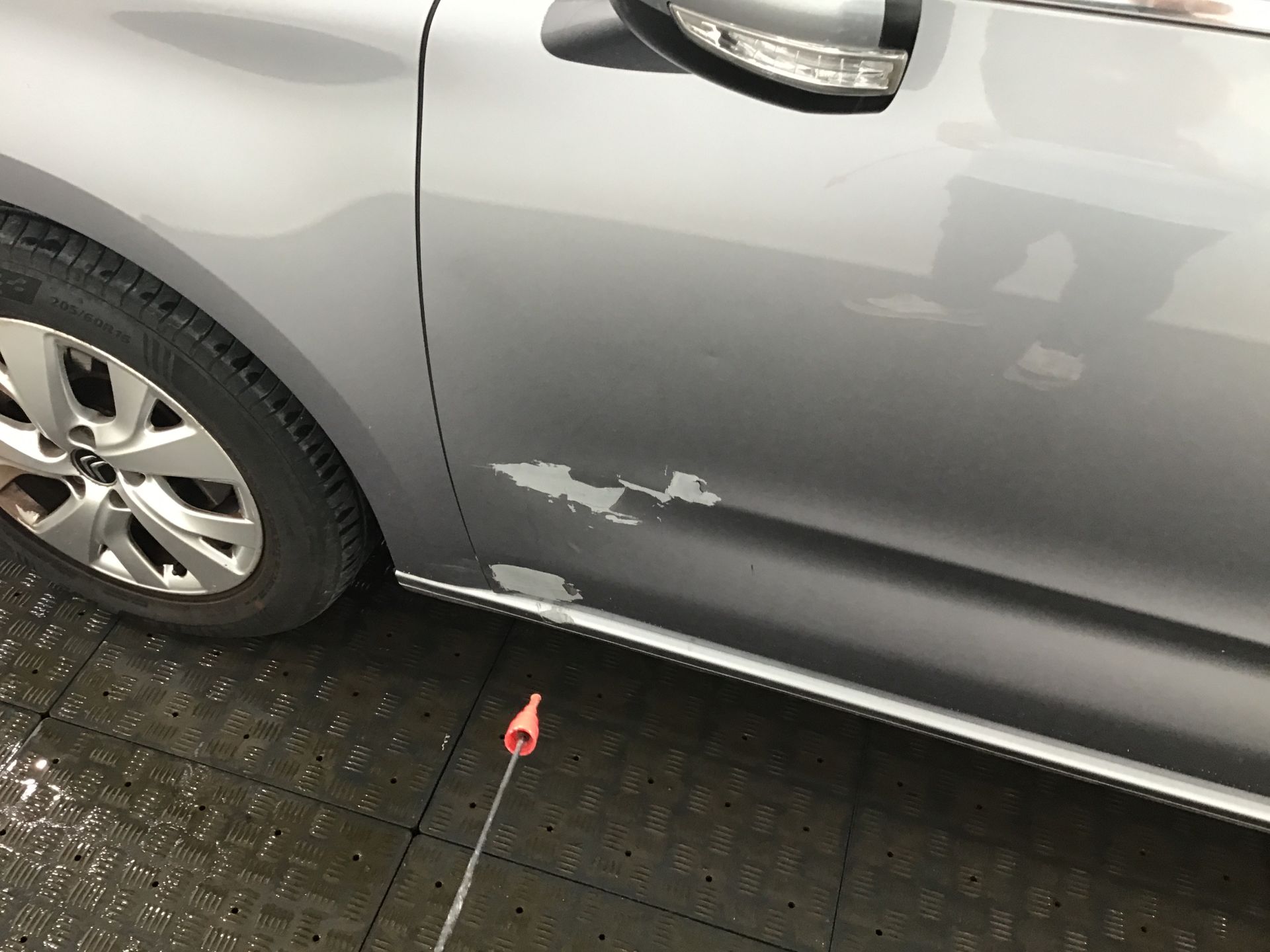 Porte avant gauche