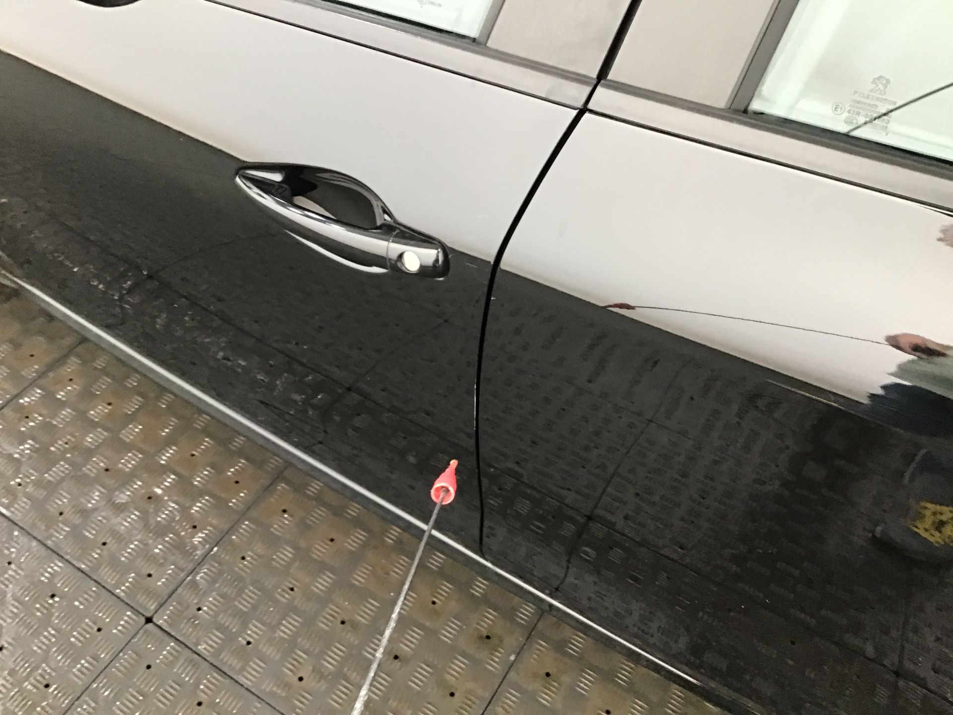 Porte avant gauche