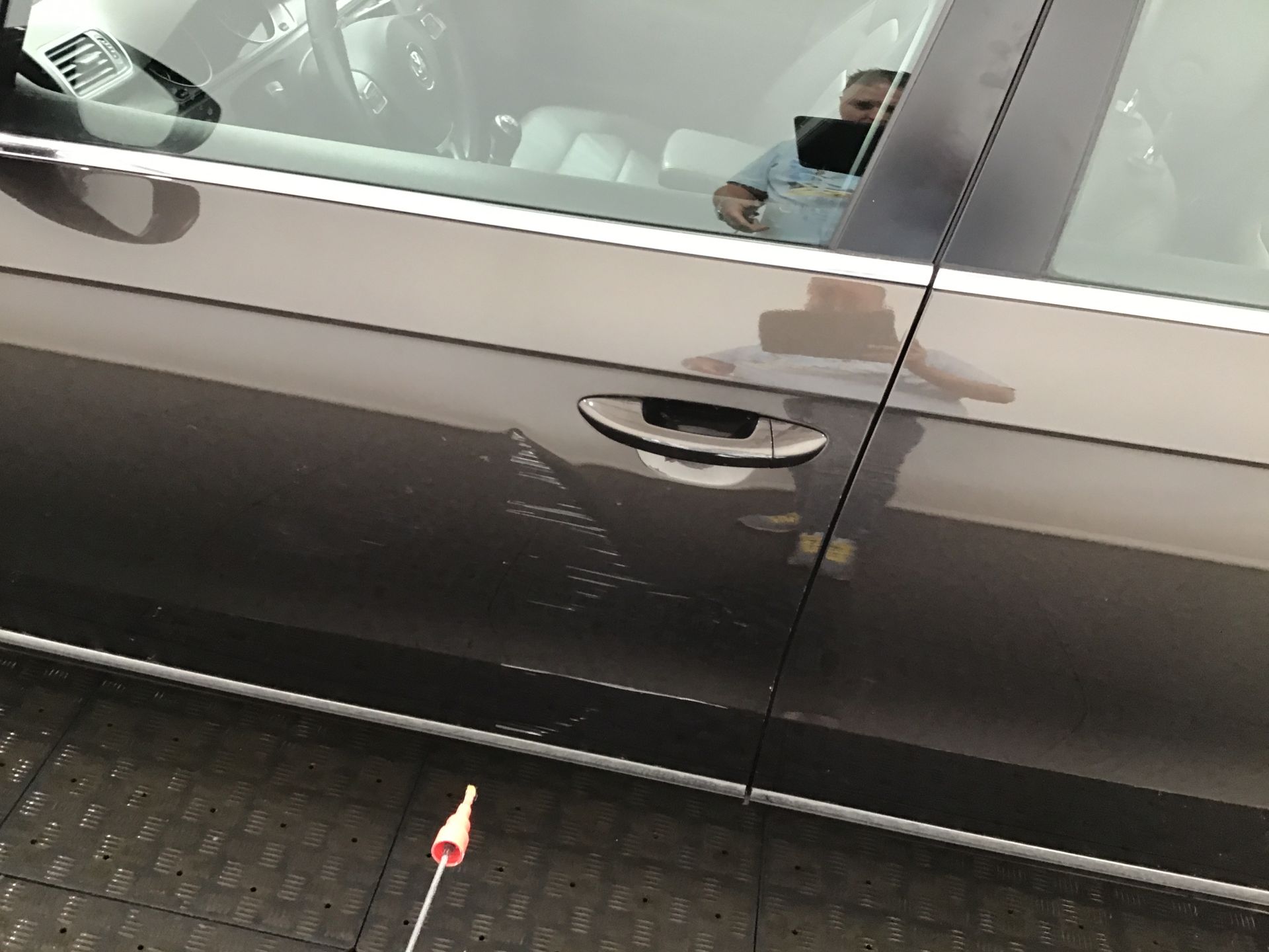 Porte avant gauche