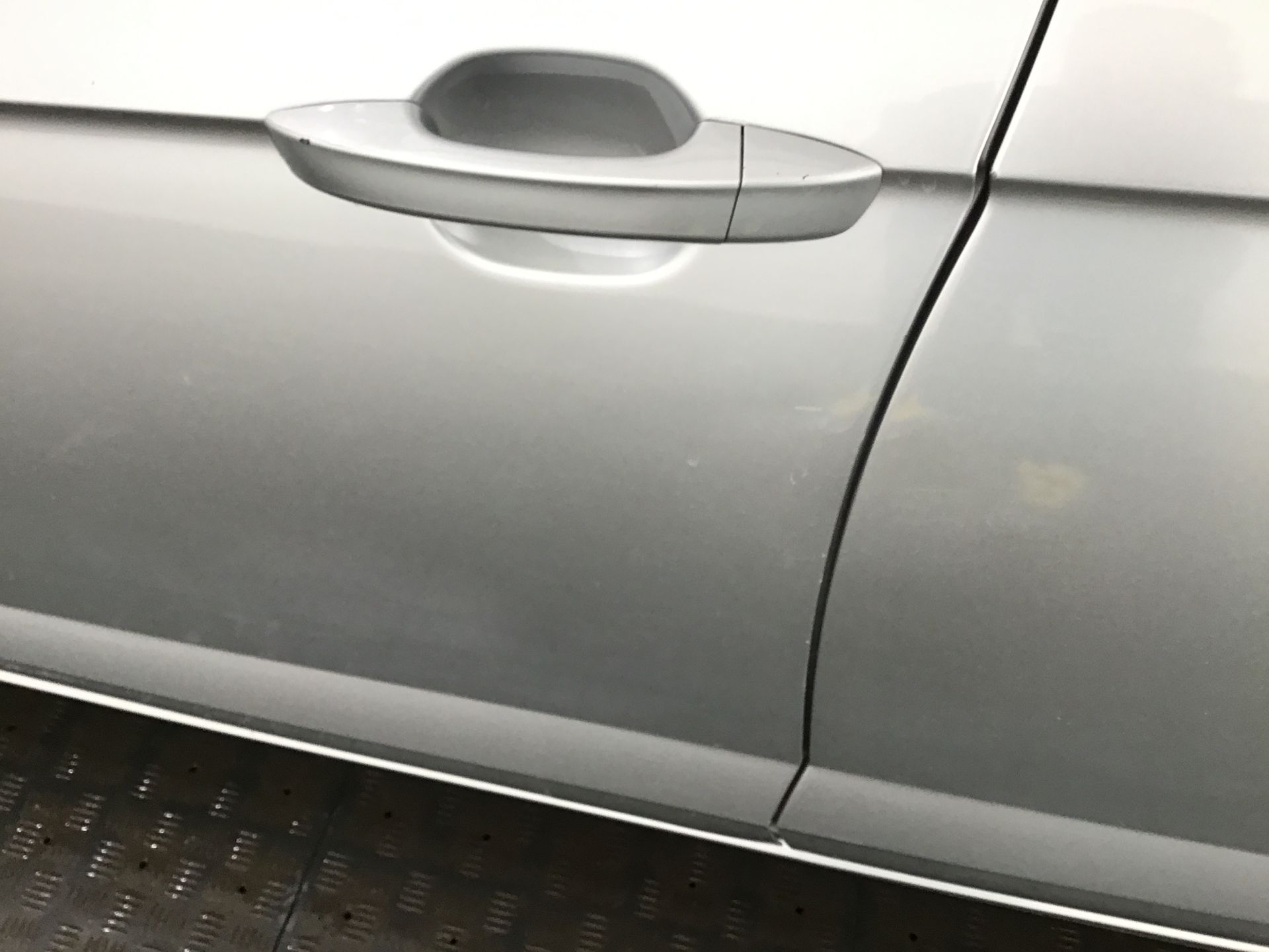 Porte avant gauche