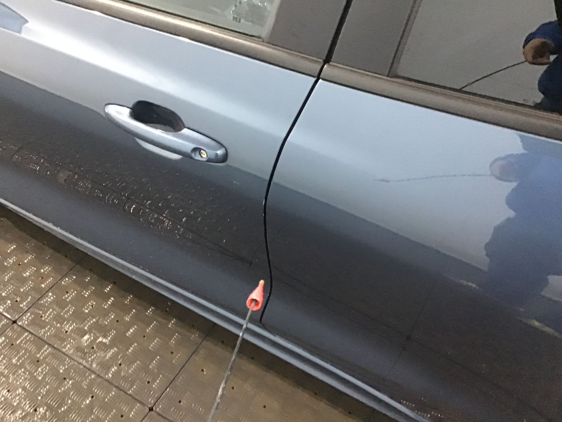 Porte avant gauche