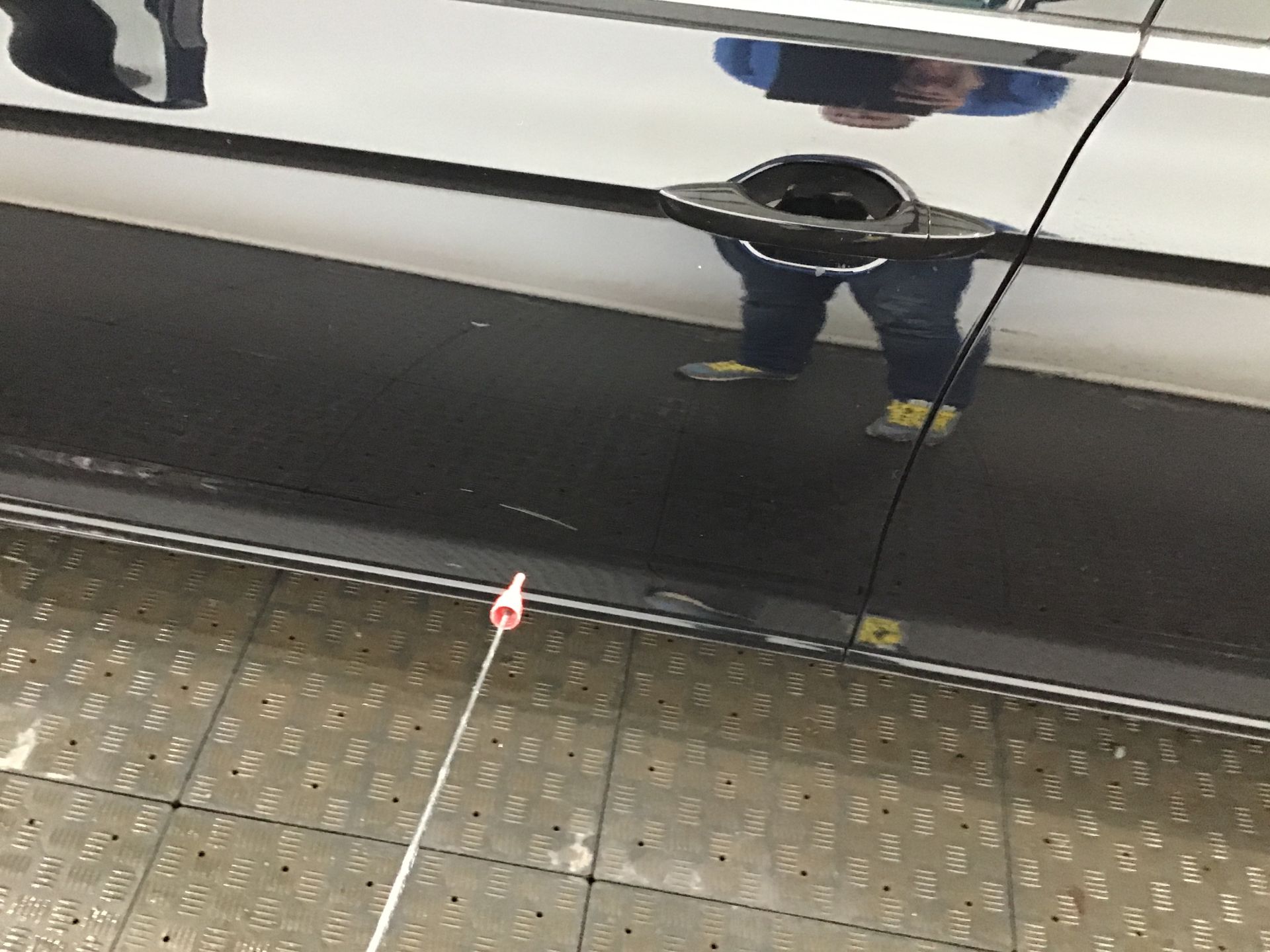 Porte avant gauche