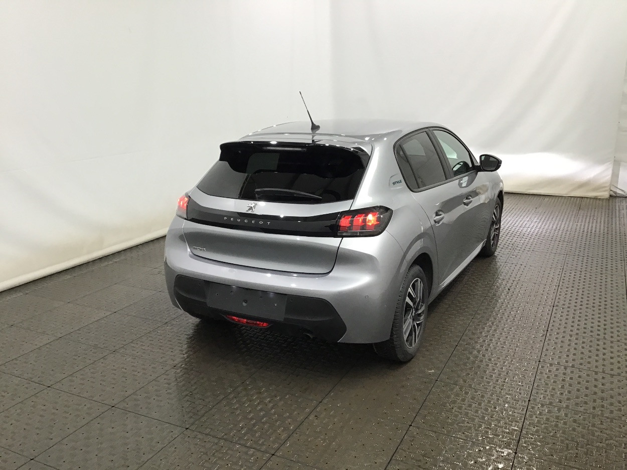 Peugeot 208 1.2 PureTech 100