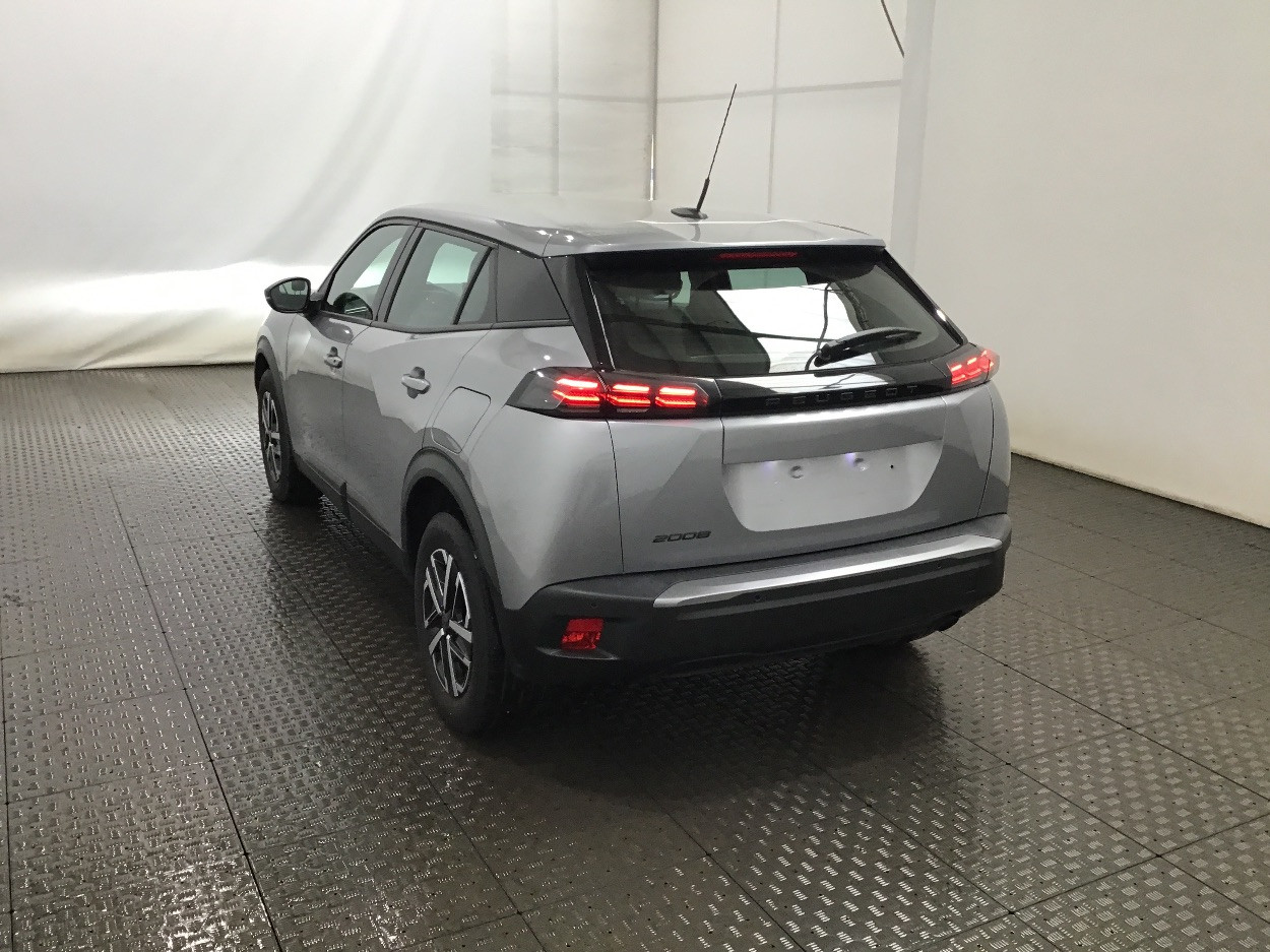 Peugeot 2008 1.2 PureTech 100